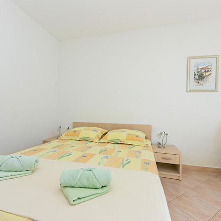 Apartments By The Sea Igrane, Makarska - 20014 Room photo