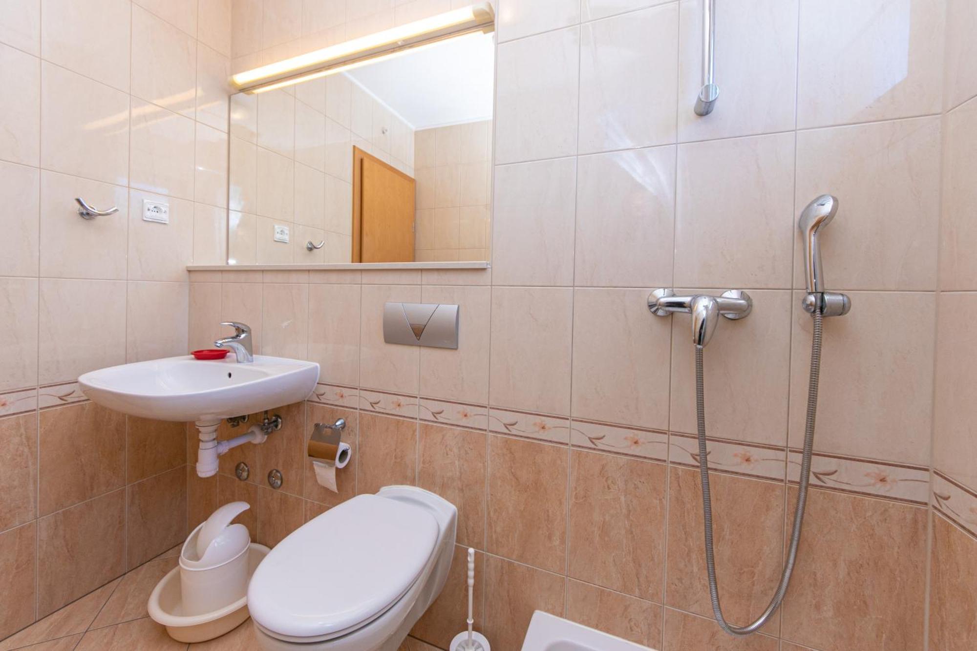 Apartments By The Sea Igrane, Makarska - 20014 Room photo